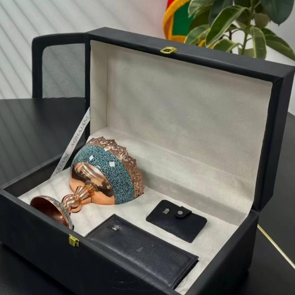 ست کاسه اجیل 20cm فیروزه کوبی همراه با کیف پول چرمی و کیف کارت  داخل جعبه چرمی