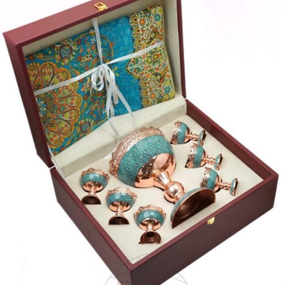 فیروزه کوبی در اصفهان - ست کاسه اجیل 30cm فیروزه کوبی همراه شش عدد کاسه اجیل 9cm فیروزه کوبی داخل جعبه چرمی و ترمه 1*