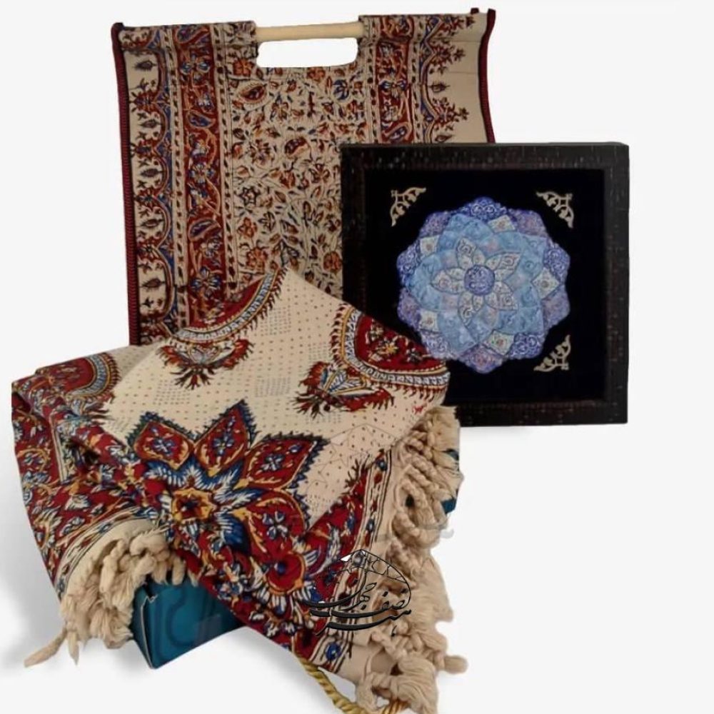 ست قاب 20cm مینا کاری همراه با پارچه قلمکار 1*1 داخل کیف دسته چوبی قلمکار 45*55